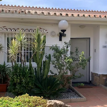 Beach Bungalow Vakantiehuis *
